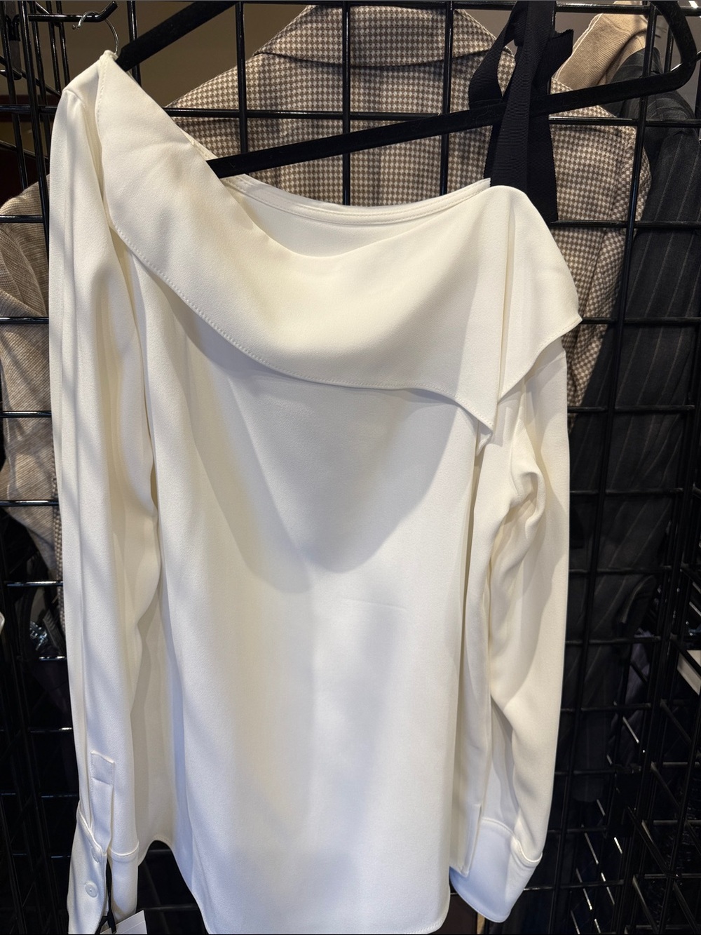 Worth Off-Shoulder White Blouse